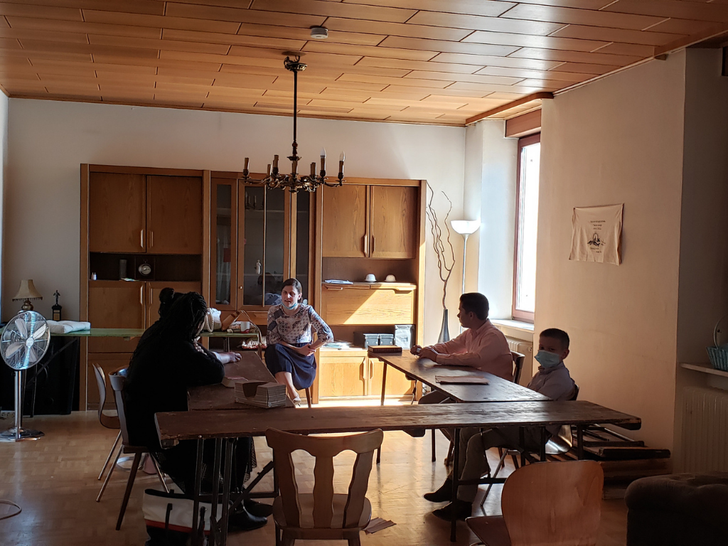 2C4EC8ED-D130-4EB0-BE83-E95DFD7B8FC1