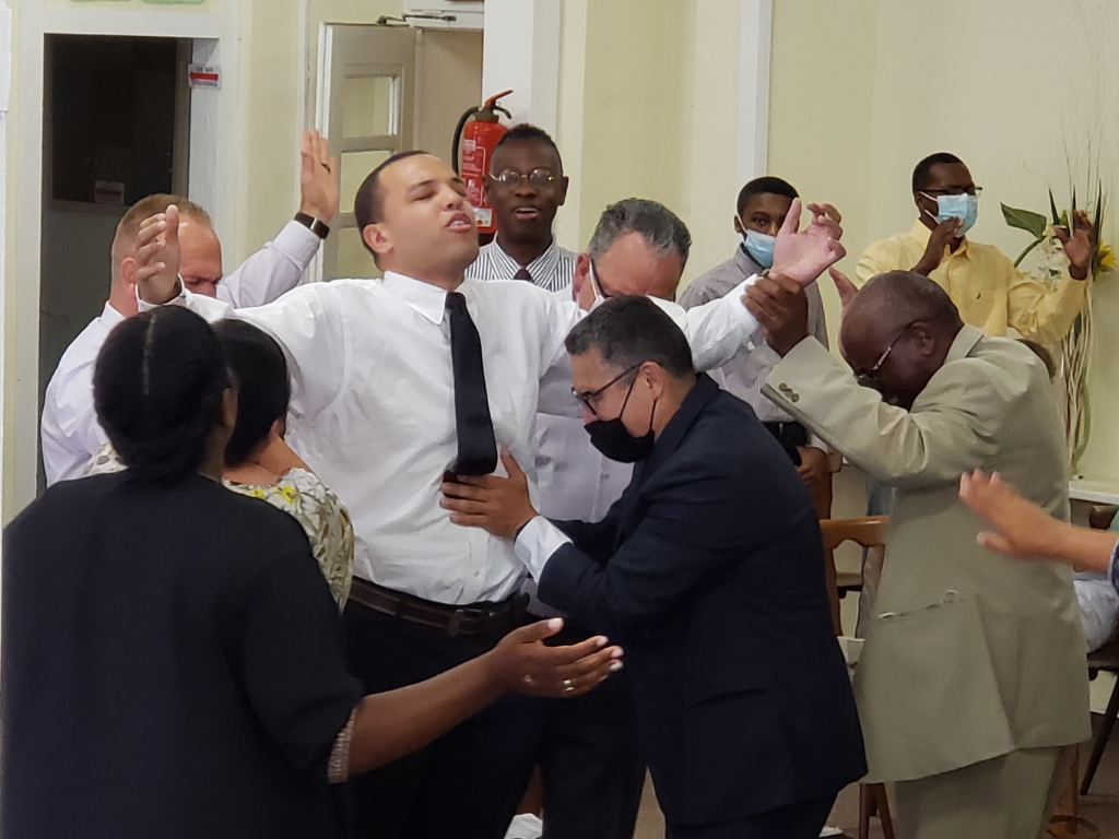 CF38D139-9F9B-4015-8373-AFADC5014869