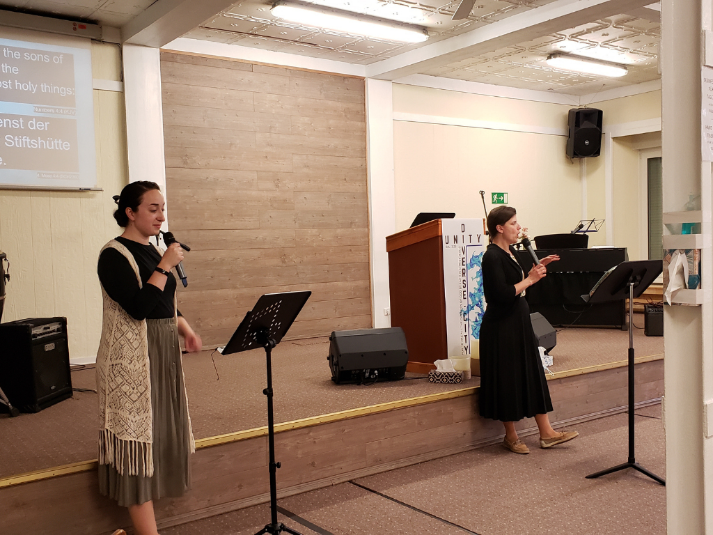 E78BC70B-DF10-4260-9AA2-1468E501E85F